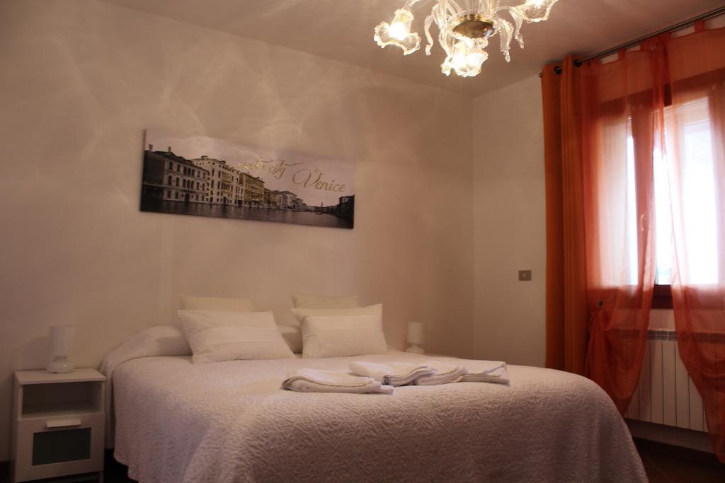 B&B Airport Venice Diego 2 Tessera Zimmer foto